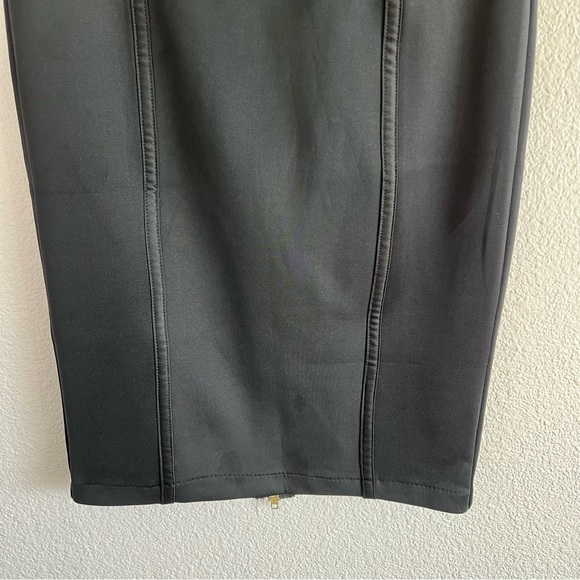 XOXO Women’s Black Back Zipper Pencil Skirt - Picture 3 of 12